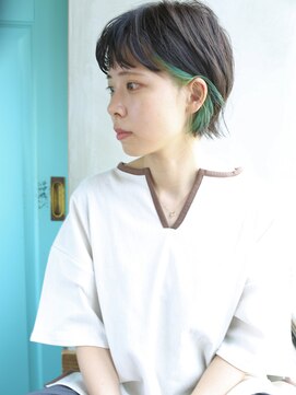 バース(BIRTH) 天神【BIRTH】ウエーブミニボブ×インナーカラー　2