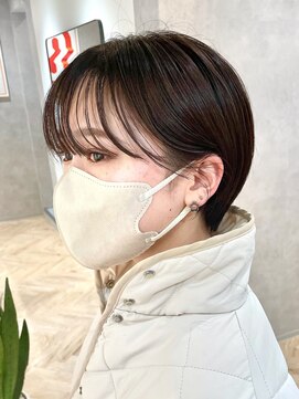 メゾンドイギー(MAISON de IGGY) 黒髪グレーベージュレイヤーロング前髪パーマくびれショート