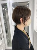 ショートボブ