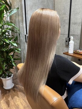 リィリ バイ ロダット 横浜(rili by LODAT) ニュアンスカラーベージュ【rili横浜】