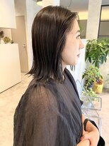 オンドバイサク(ondo by Saku)&nbsp;グレージュカラー/切りっぱなしボブ/30代