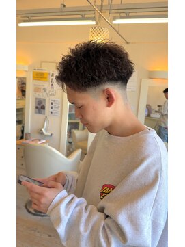 エテ(ete) パーマ、メンズカット、フェード