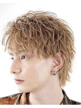 オーシャントーキョーウエスト 心斎橋 (OCEAN TOKYO WEST) 波巻きパーマツなイストスパイラルパーマツーブロックウルフ