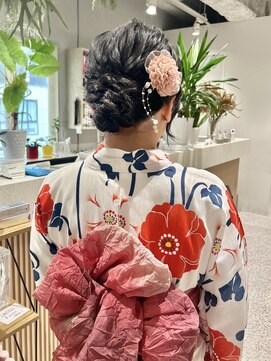 ゼストララ(ZEST Lara) 浴衣着付け+王道シニヨンヘア【吉祥寺】