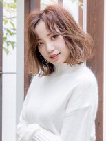 ピケ(pique)&nbsp;センター分け/ふわふわショート/プラチナベージュ/結べるボブ