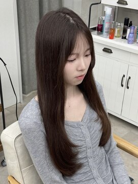 レヴィア(REVIA) レイヤーカット髪質改善トリートメント前髪カット