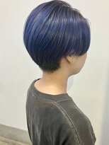 エイト 三軒茶屋店(EIGHT)&nbsp;刈り上げショート×ネイビーブルー