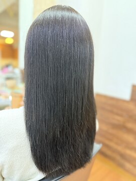 アークスヘアー 大人美人斜めバングくびれデジタルパーマ毛先丸みパーマ