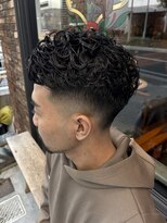 フォーコーナーズ(Four Corners)&nbsp;極道パーマ/スキンフェード/バーバー/刈り上げ