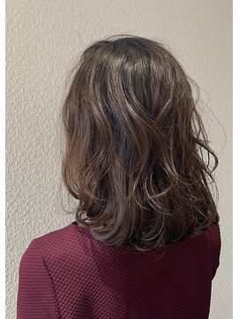 テラ(terra) 大人かわいい　くせ毛風スタイル