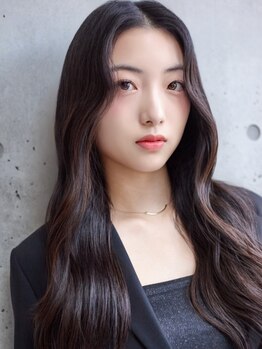 アッシュ 桜木町店(Ash)の写真/様々な髪質に合わせて髪を美しい状態へと導く、一流の薬剤と深い知識をもつ優秀なスタイリストが的確に提案