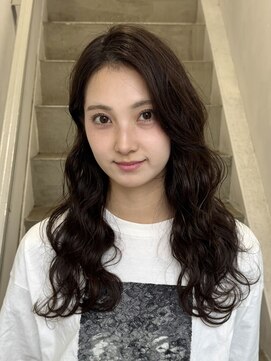 クロト(Clotho) ◎ ナチュラルウェーブロング