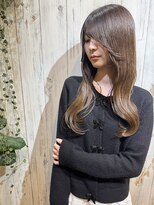 アムール 二子玉川(Amour)&nbsp;艶ブラウンベージュ/韓国風くびれロング