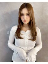 アケミ(akemi)&nbsp;ツヤ感とまとまり重視のスタイル