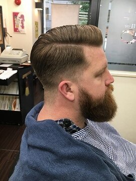 理容室クレオ 新宿 7：3分けバーバースタイル