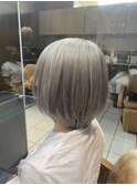 ホワイトシルバー