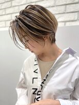 トルネード(TORNADO)&nbsp;外国人風ショート ハイライトバレイヤージュ ミルクベージュ T79