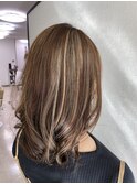 ハイライト×ベージュ