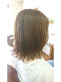 ベージュカラー