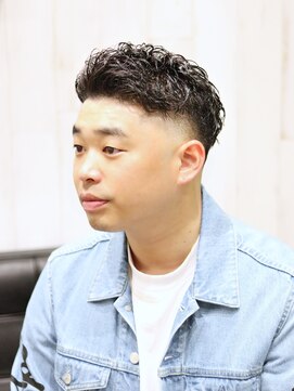 ヨシザワインク プレミアム 横浜 桜木町店(YOSHIZAWA Inc. PREMIUM) 30代40代カジュアルダンディーフェードスパイラルパーマ