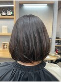 艶髪カラー×ふんわりボブ