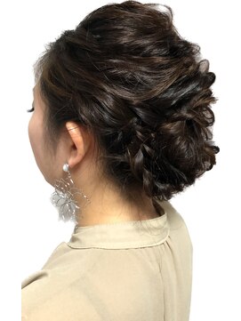 アイズ(aiz) 結婚式アップスタイル