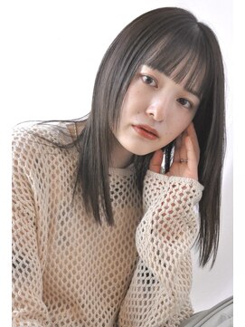 トリッカ 代官山(tricca) 【tricca代官山rin】顔まわりレイヤー/暗髪/パラパラ前髪