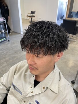 ニアウ 伊勢崎連取店(Niau) メンズマッシュツイストスパイラルパーマ