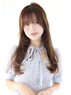 ヘアサロンガリカアオヤマ(hair salon Gallica aoyama) <瀧川彩季>透明感あふれるピンクベージュにロングレイヤーカット