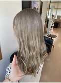 ホワイトベージュ