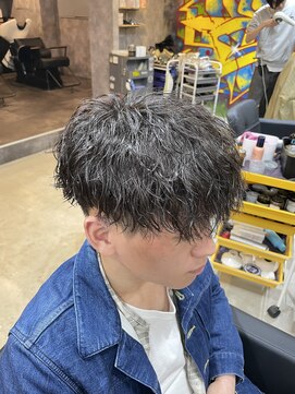 カーニー 上野(kearny) ツイストスパイラルパーマ/縦落ちパーマ/マッシュ