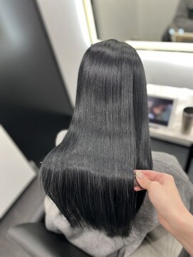 ピリオド 赤坂(Period.) ブルーブラック×髪質改善