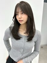 ユーフォリア エヌ 池袋サンシャイン通り店(Euphoria +n)&nbsp;ロングレイヤー 斜めバンググレージュカラーデザインカラー