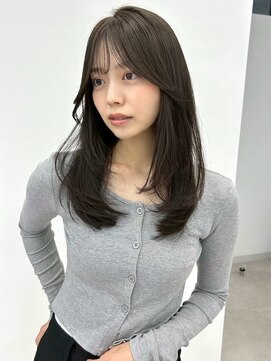 ユーフォリア エヌ 池袋サンシャイン通り店(Euphoria +n) ロングレイヤー 斜めバンググレージュカラーデザインカラー