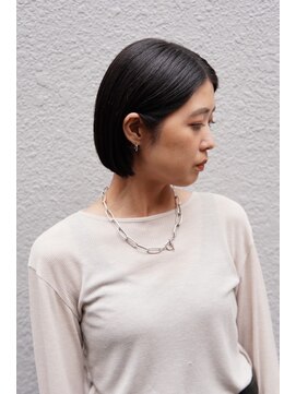 ヒリ(hiri) グラデーションボブ