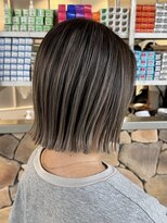ファンド 千葉(fand)&nbsp;バレイヤージュ/デザインカラー/レイヤーボブ/似合わせカット