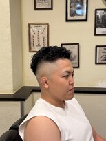 スカイマスターバーバー 渋谷(SKY MASTER BARBER)&nbsp;極道パーマ×スキンフェード[渋谷/理容室/パーマ/フェード]