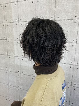 シリー(SILLY) 緩めスパイラルセンターパート