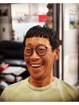 バーバーショップ エイチツー(BARBERSHOP H2) クロップスタイル