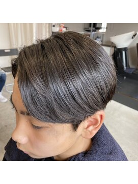 トゥルー(TRUE) 韓国メンズスタイル