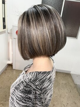 リルア 博多(LIRUA) ブリーチ２回のハイライト/バレイヤージュ