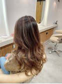 ロングヘアのハイライトカラー♪