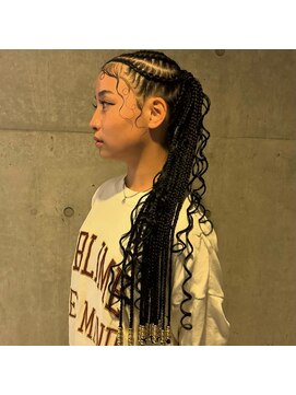 ノーフューチャー(NO FUTURE) エクステ コーンロウ