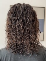 アンフェインド02(UNFEIGNED 02)&nbsp;クラゲヘアー/小顔に見せるヘア/ココアベージュ/伏見/栄