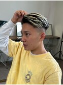 アップバングツーブロックダブルカラーブリーチメッシュ