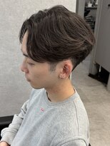 リオールバイニアウ(RE:ALL by Niau)&nbsp;メンズセンターパートパーマニュアンスパーマスパイラルパーマ