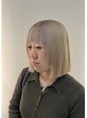 パーマと暖色履歴から2回ブリーチでイメチェンハイトーンカラー