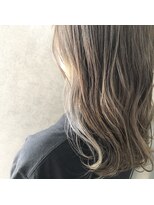大人可愛い20代30代40代☆インナーカラーでグレージュカラー