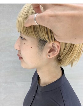 テトヘアー(teto hair) short［ワイドバング刈り上げ金髪］