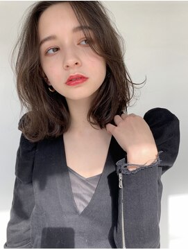 ナル(nalu.) シアーベージュ